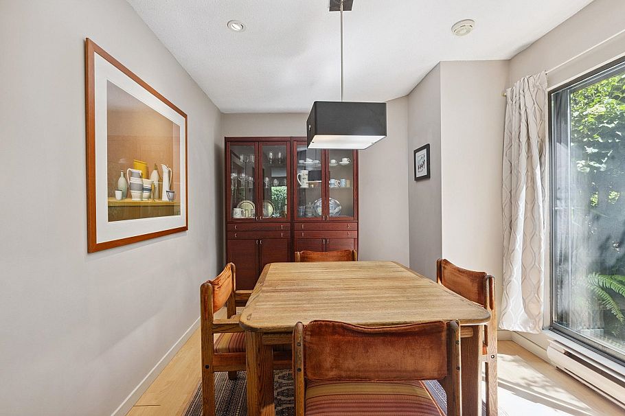 2024 Chesterfield Avenue North Vancouver, BC - 10