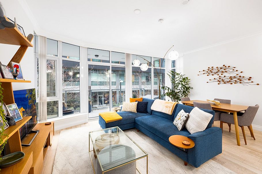 207 175 Victory Ship Way North Vancouver, BC - 7