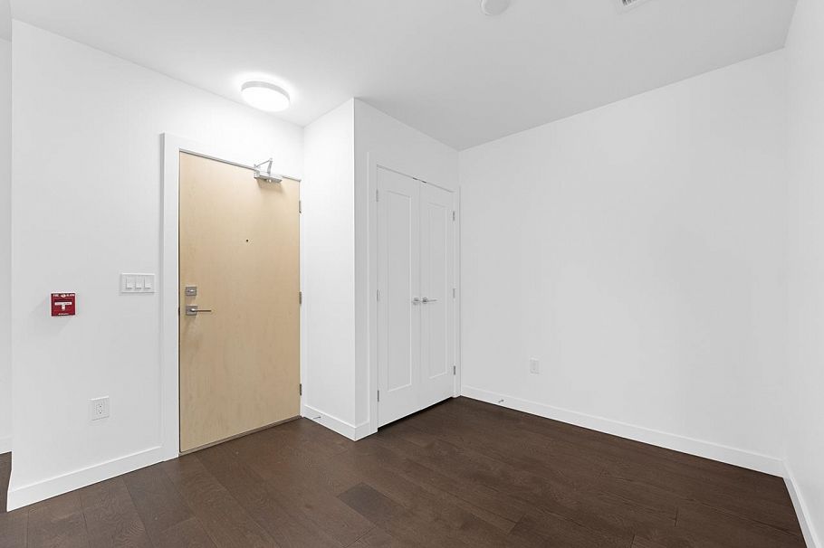 M106 5681 Birney Avenue Vancouver, BC - 12