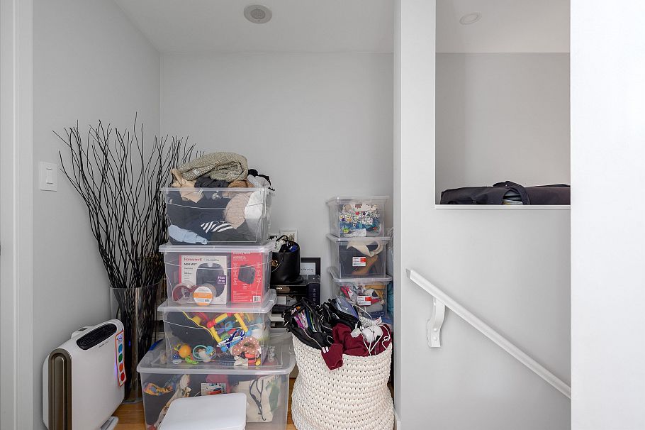 987 Richards Street Vancouver, BC - 17