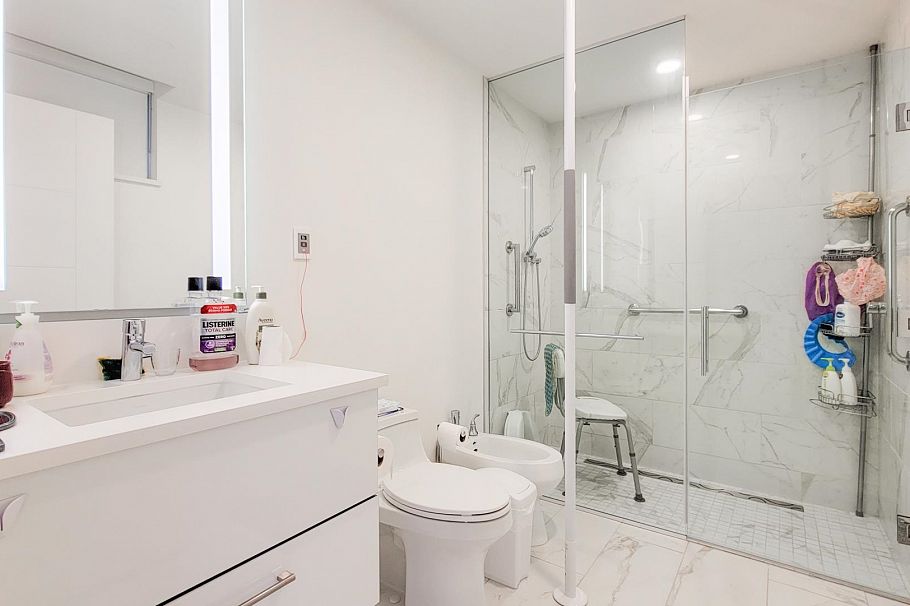 671 438 W King Edward Avenue Vancouver, BC - 22