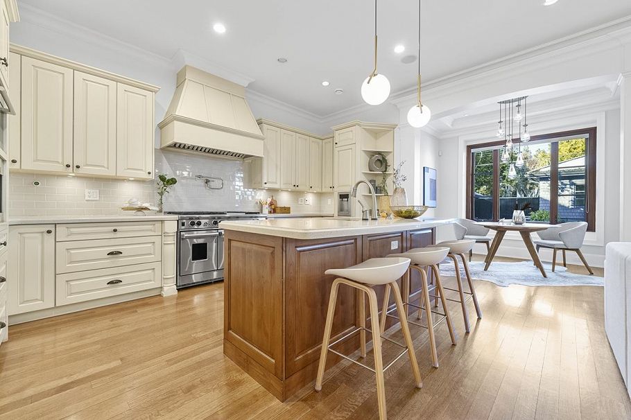 4085 W 36th Avenue Vancouver, BC - 7