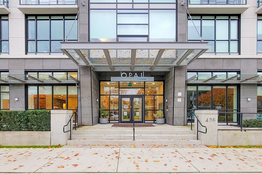 671 438 W King Edward Avenue Vancouver, BC - 1