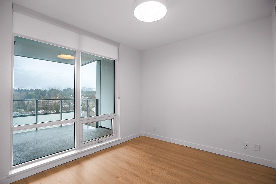 2202 1500 Fern Street North Vancouver, BC - 12