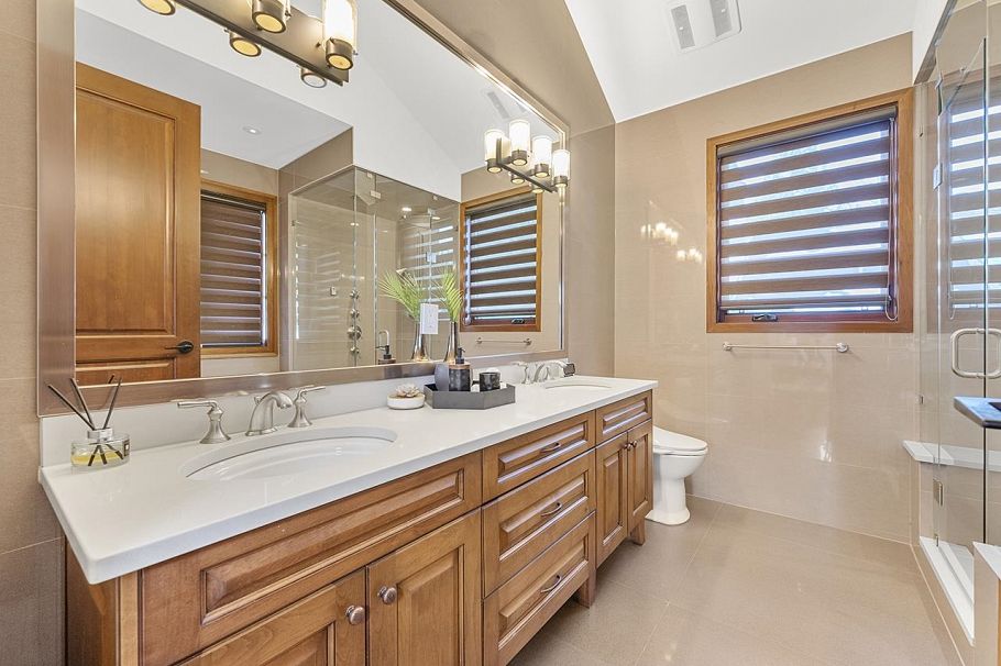 4085 W 36th Avenue Vancouver, BC - 29