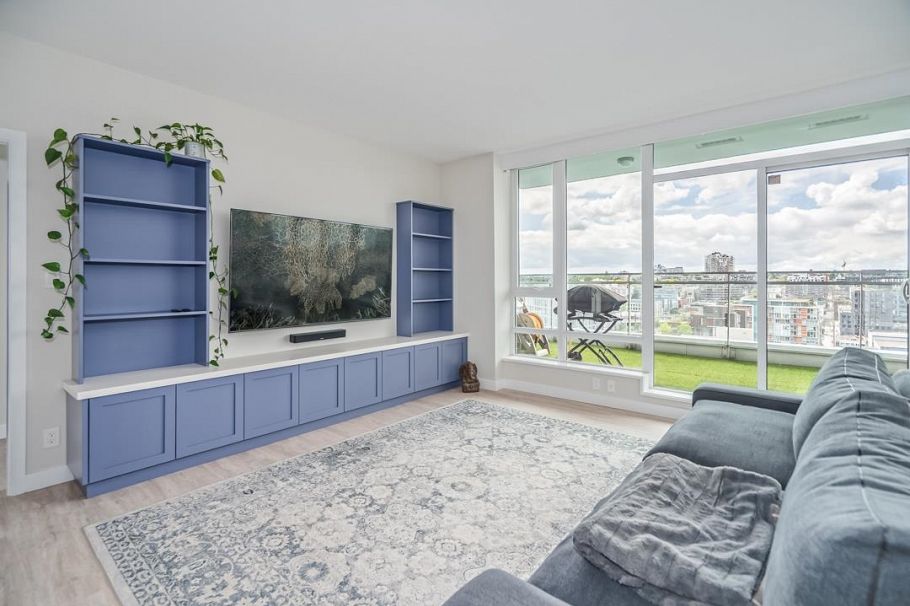 2110 1618 Quebec Street Vancouver, BC - 3