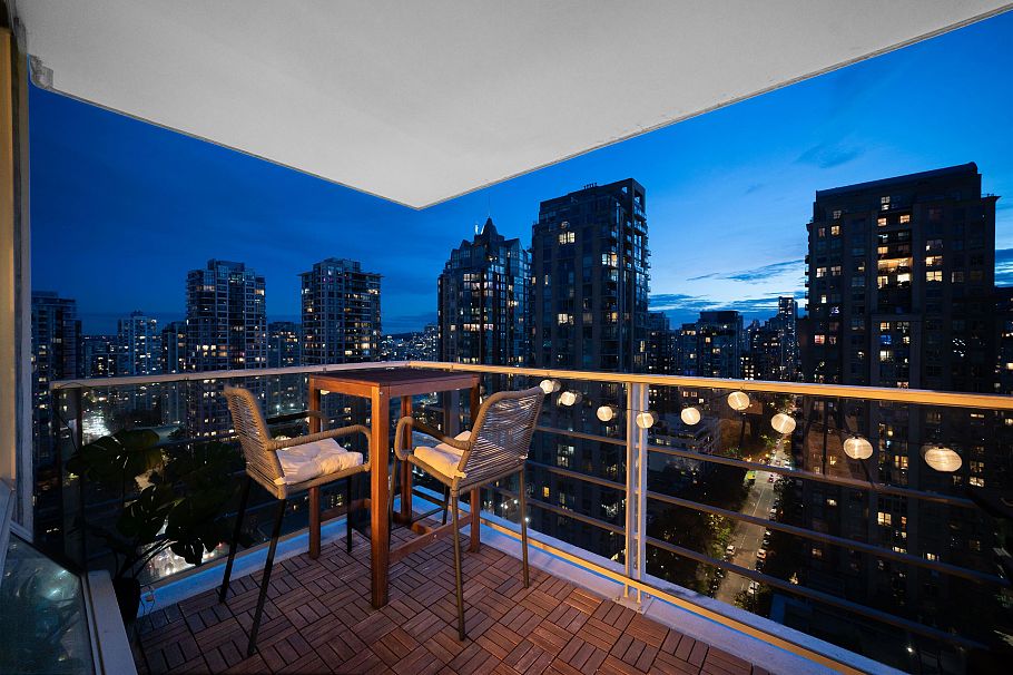 1905 535 Smithe Street Vancouver, BC - 17