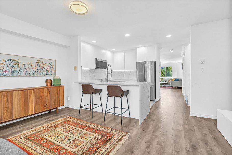 250 E Keith Road North Vancouver, BC - 14