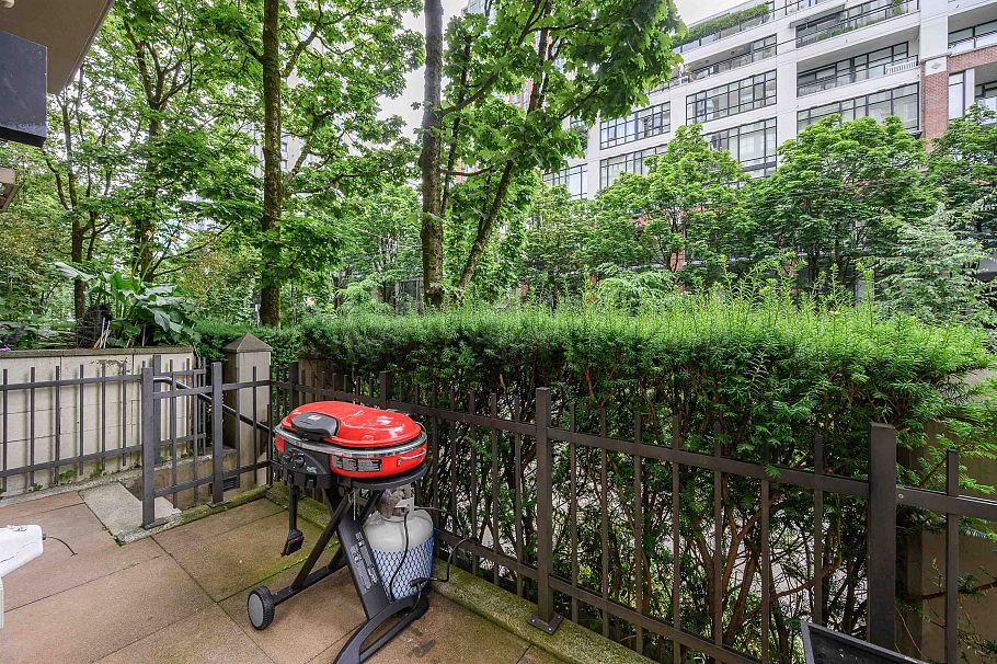 987 Richards Street Vancouver, BC - 20