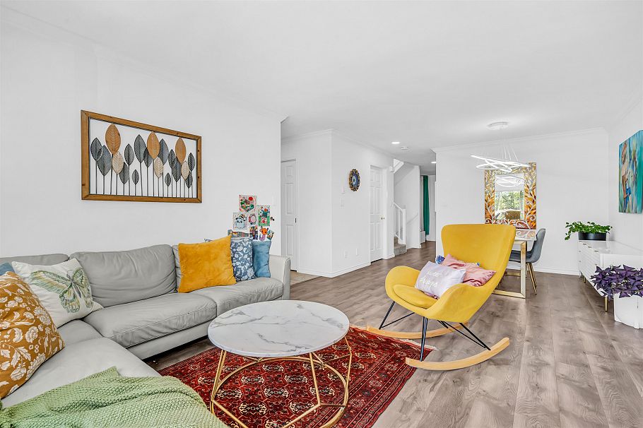 250 E Keith Road North Vancouver, BC - 6