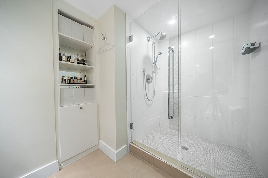 1905 535 Smithe Street Vancouver, BC - 19