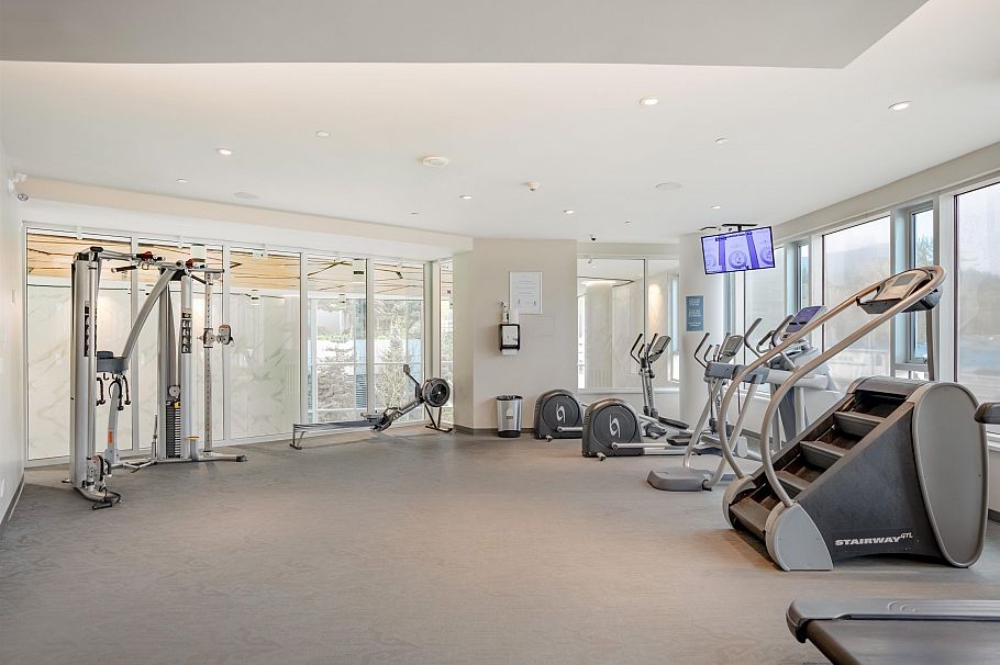 2202 1500 Fern Street North Vancouver, BC - 23