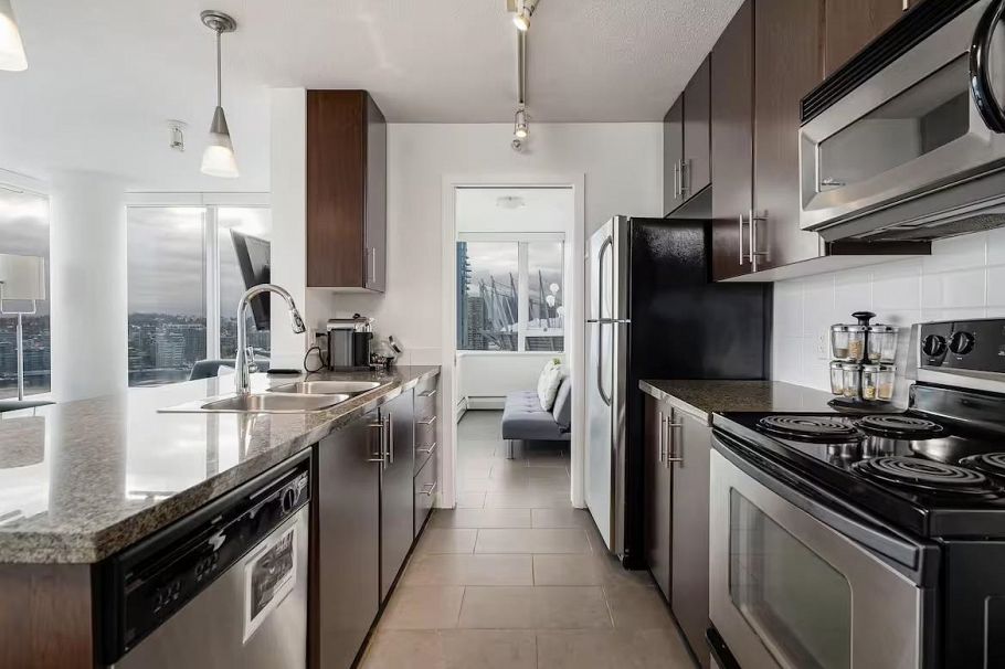 2202 688 Abbott Street Vancouver, BC - 5