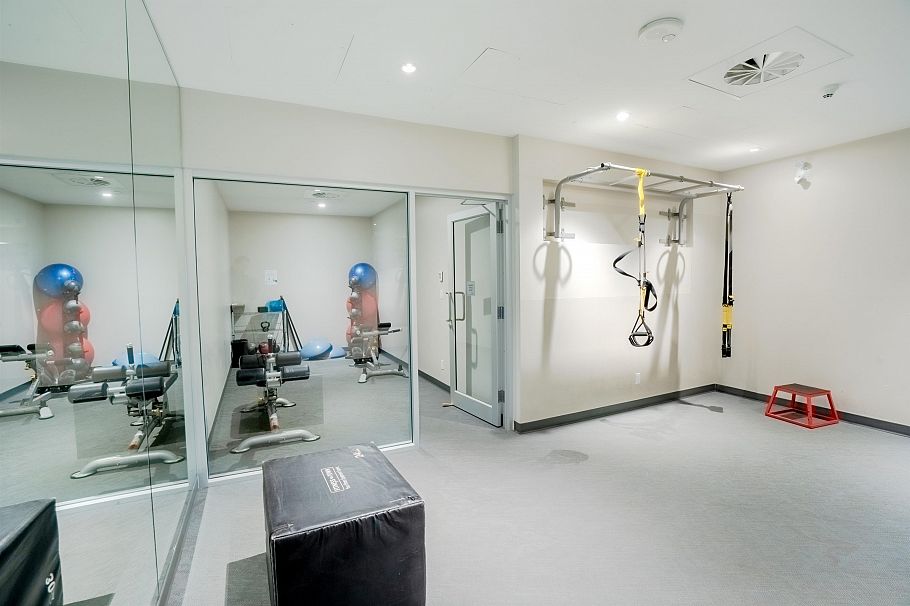 2202 1500 Fern Street North Vancouver, BC - 22