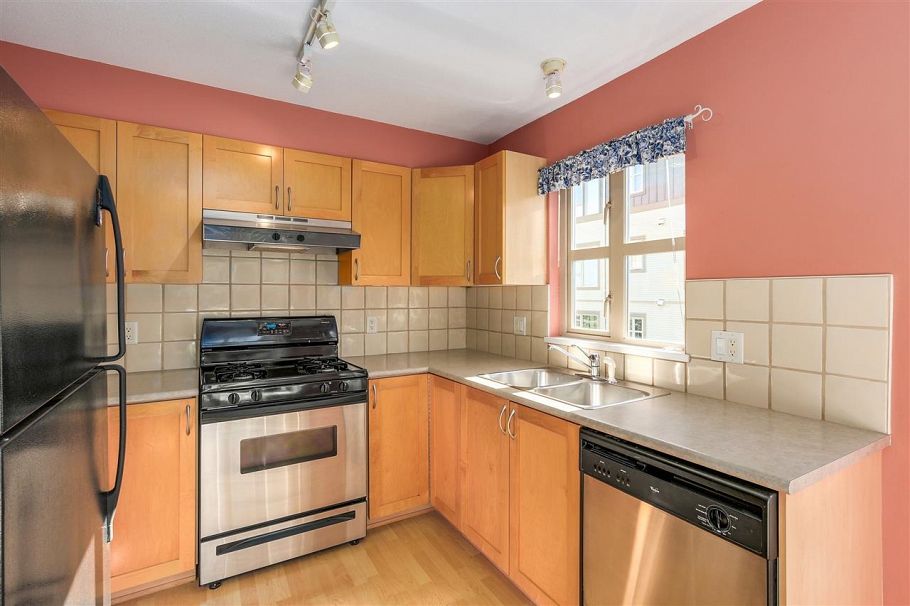 303 2338 Western Parkway Vancouver, BC - 12