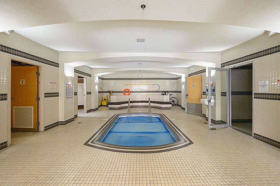 987 Richards Street Vancouver, BC - 24