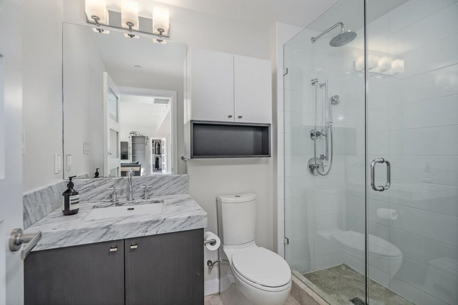 2110 1618 Quebec Street Vancouver, BC - 23