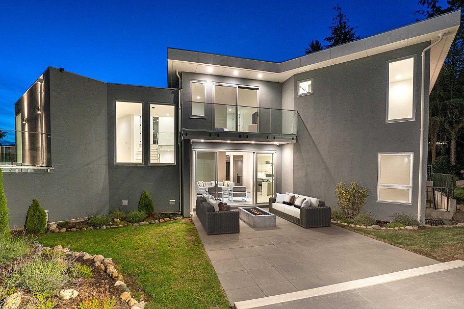 4500 Canterbury Crescent North Vancouver, BC - 30