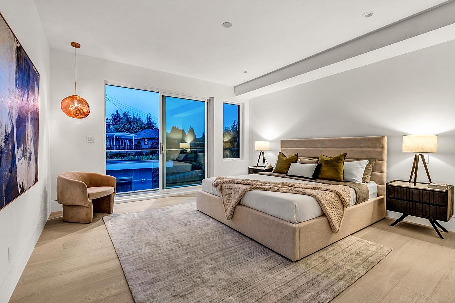 4500 Canterbury Crescent North Vancouver, BC - 17