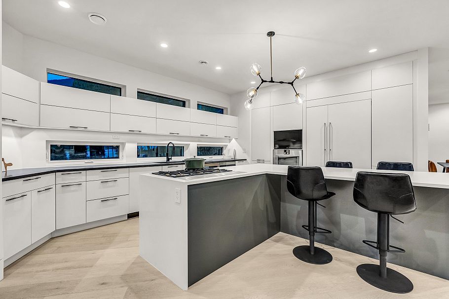 4500 Canterbury Crescent North Vancouver, BC - 7