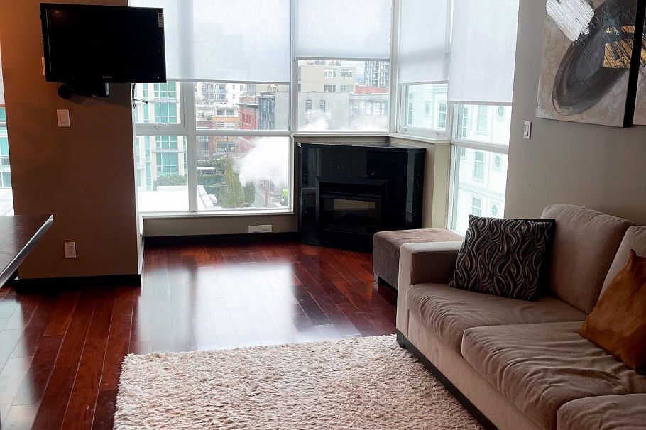 702 168 E Esplanade North Vancouver, BC - 4