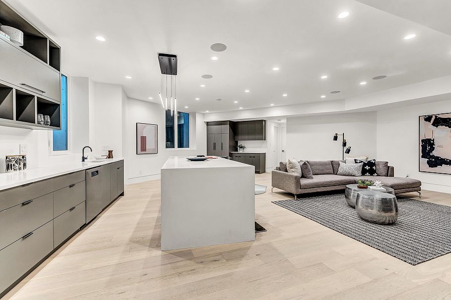 4500 Canterbury Crescent North Vancouver, BC - 23