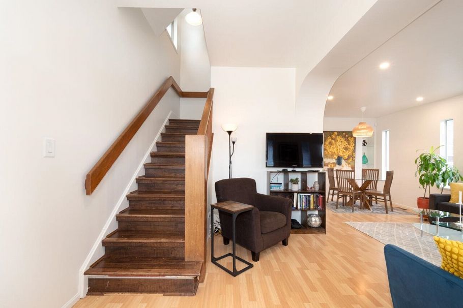 243 E 19th Street North Vancouver, BC - 7