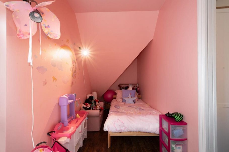 243 E 19th Street North Vancouver, BC - 31