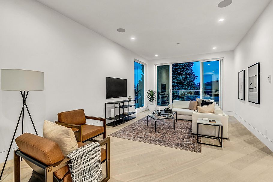 4500 Canterbury Crescent North Vancouver, BC - 12