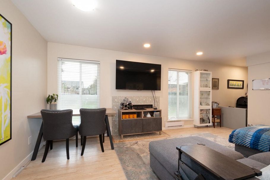 243 E 19th Street North Vancouver, BC - 34