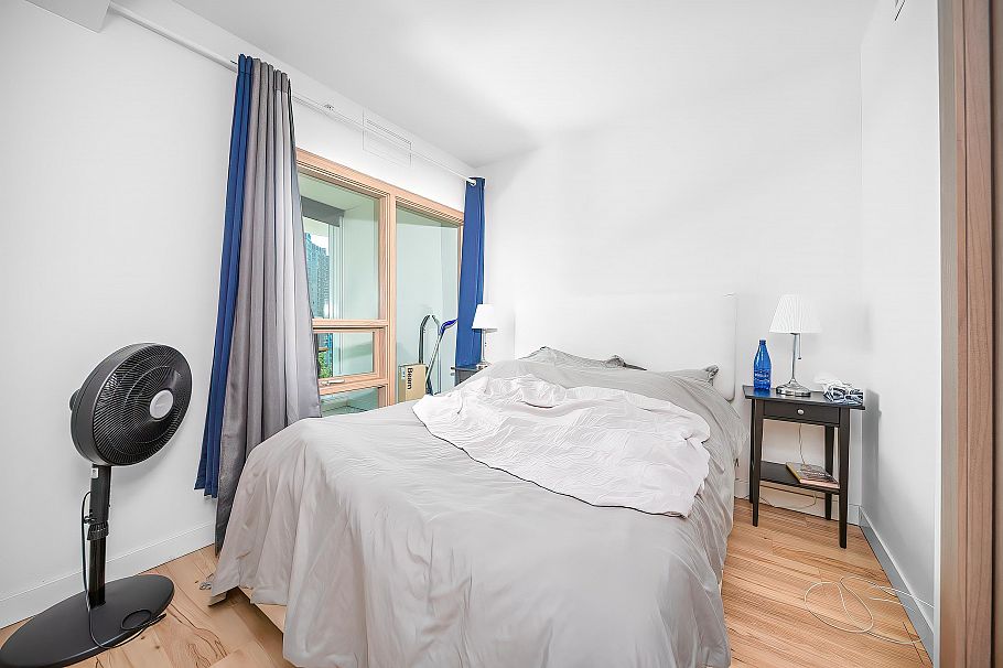 1219 68 Smithe Street Vancouver, BC - 12