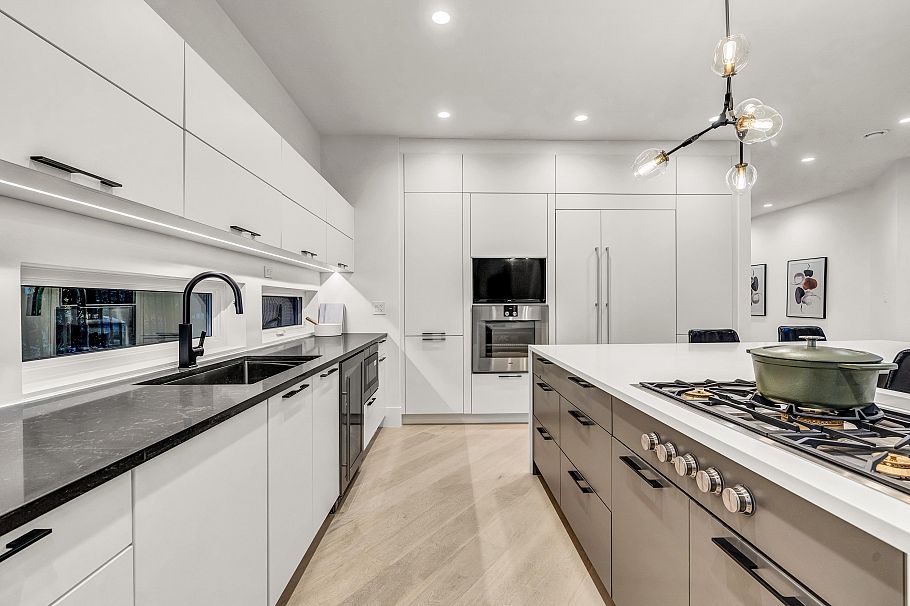 4500 Canterbury Crescent North Vancouver, BC - 8