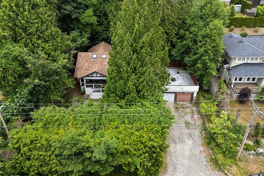 338 E Osborne Road North Vancouver, BC - 8