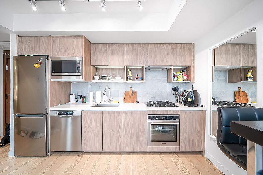 1219 68 Smithe Street Vancouver, BC - 7