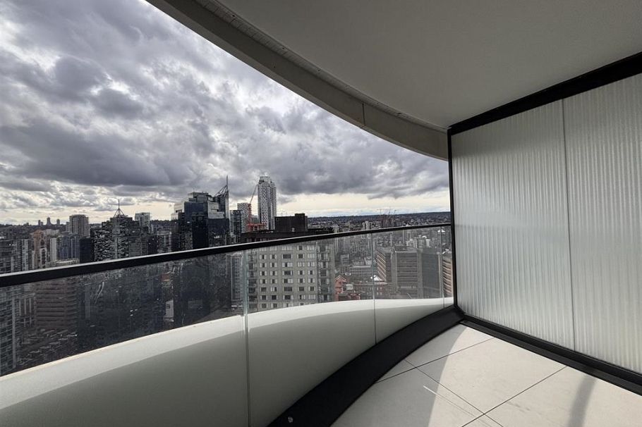 2702 1033 Nelson Street Vancouver, BC - 10