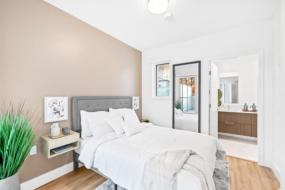 315 2250 E 1st Avenue Vancouver, BC - 11