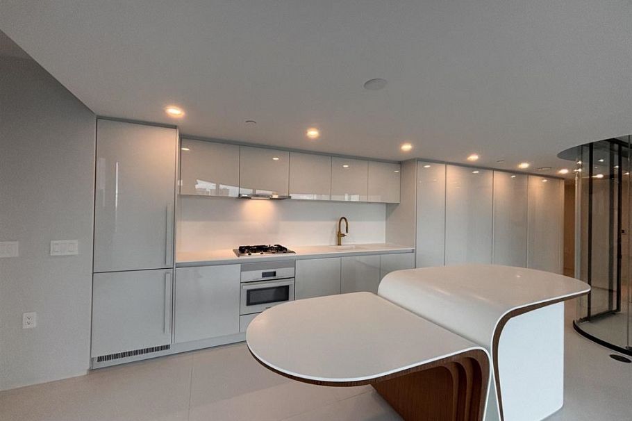 2702 1033 Nelson Street Vancouver, BC - 7