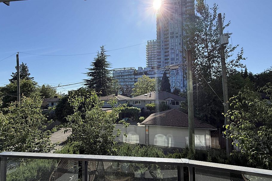 207 488 W 58th Avenue Vancouver, BC - 13