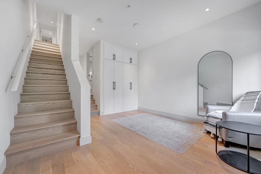 6 632 E 3rd Street North Vancouver, BC - 7