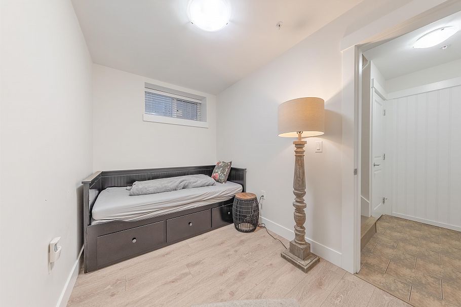 5887 Battison Street Vancouver, BC - 22