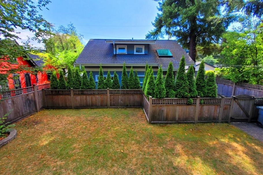 3346 W 10th Avenue Vancouver, BC - 22