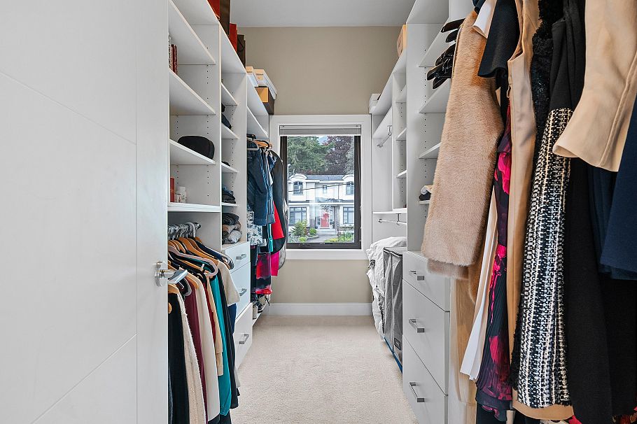 503 Crestwood Avenue North Vancouver, BC - 26