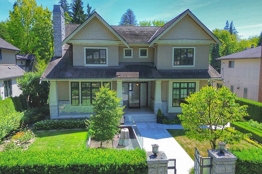 1542 W 28th Avenue Vancouver, BC - 29