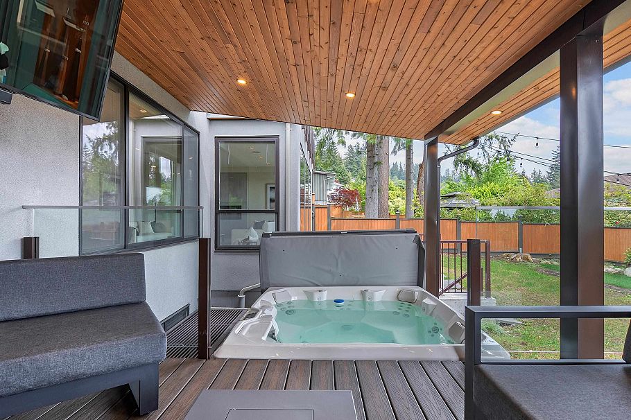 503 Crestwood Avenue North Vancouver, BC - 11