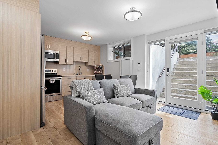 503 Crestwood Avenue North Vancouver, BC - 37