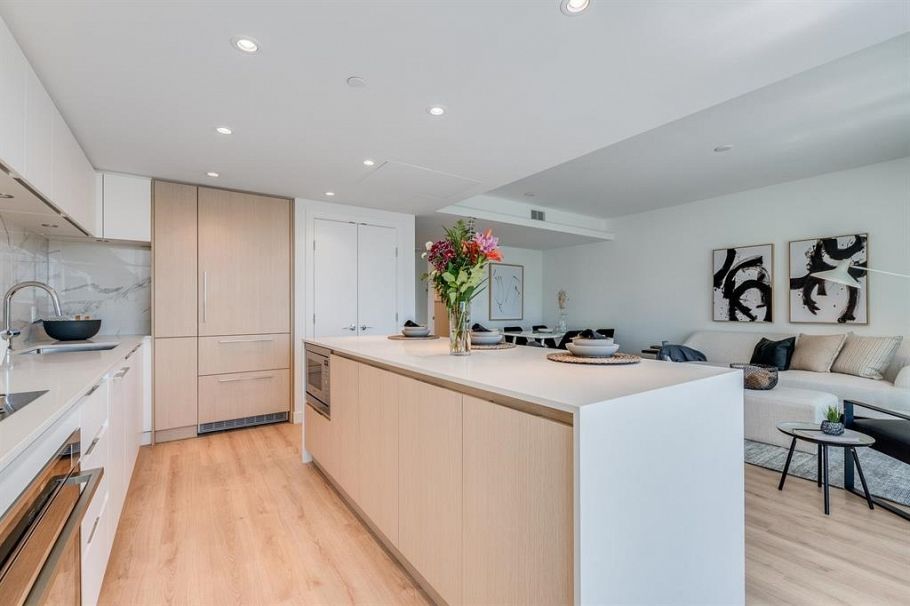 610 1500 Fern Street North Vancouver, BC - 5