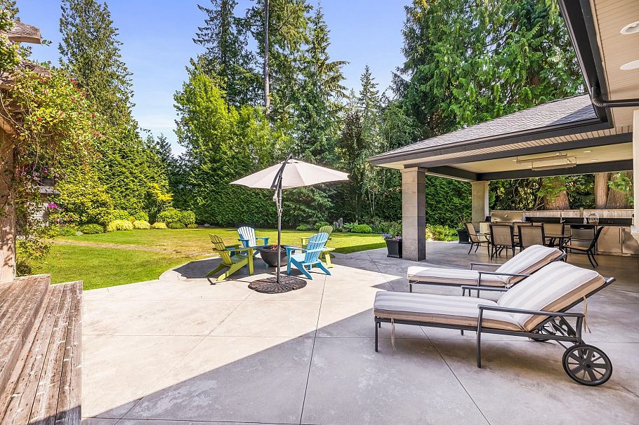 3850 St. Marys Avenue North Vancouver, BC - 36