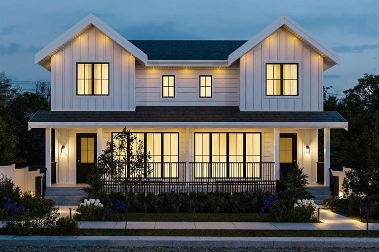 229 E 22nd Street North Vancouver, BC - 1