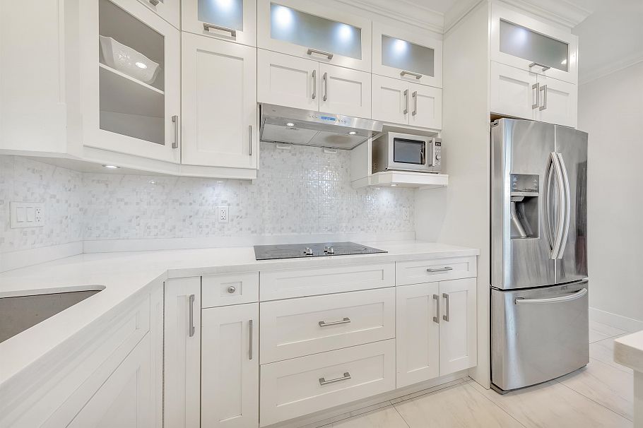 5887 Battison Street Vancouver, BC - 8