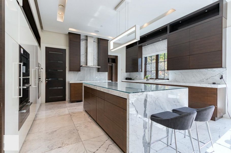 1542 W 28th Avenue Vancouver, BC - 8